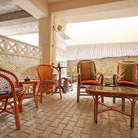 Caravan Villa Tbilisi Exteriör bild