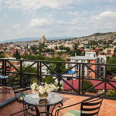 Caravan Villa Tbilisi Exteriör bild