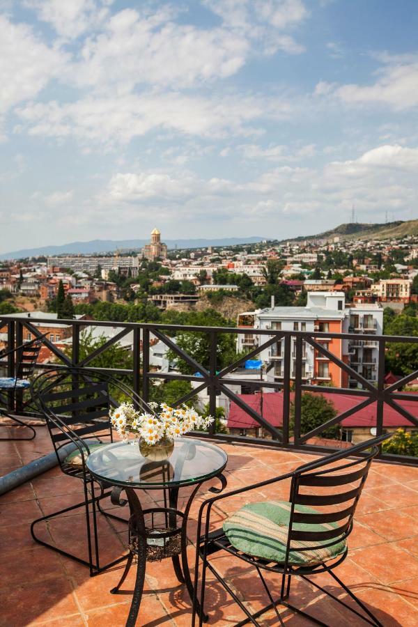 Caravan Villa Tbilisi Exteriör bild